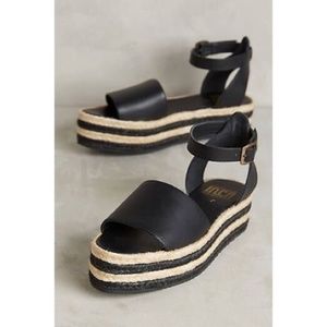 ANTHROPOLOGIE Fortress of Inca Ella Luz Flatforms